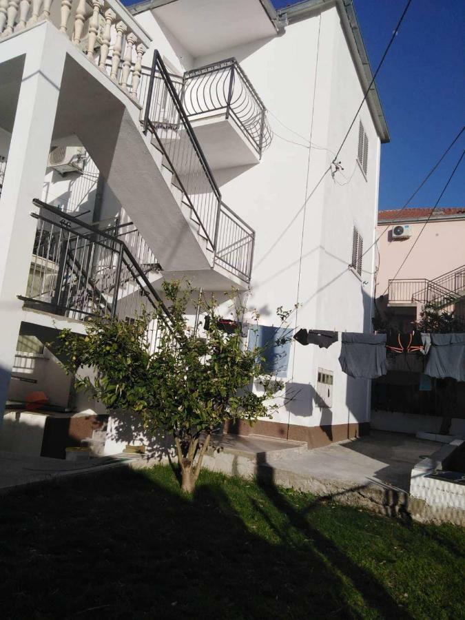 Apartman 4 Kilometar To City Centar Split Exterior photo